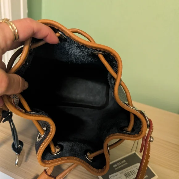 Nwt Rare Vintage Dooney & Bourke All Weather Leather Bag And Wallet Set - Picture 7 of 16